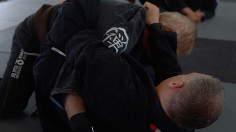 Collar Choke From the Arm Wrap